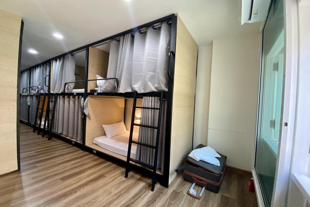 Forgotten Hostel Silom Bangkok Esterno foto